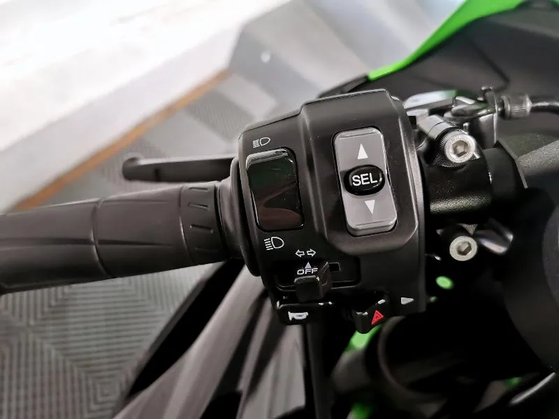ZX6R 636