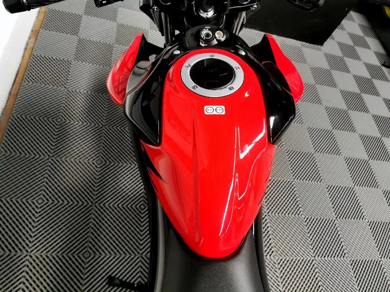 GSXS 125 ABS