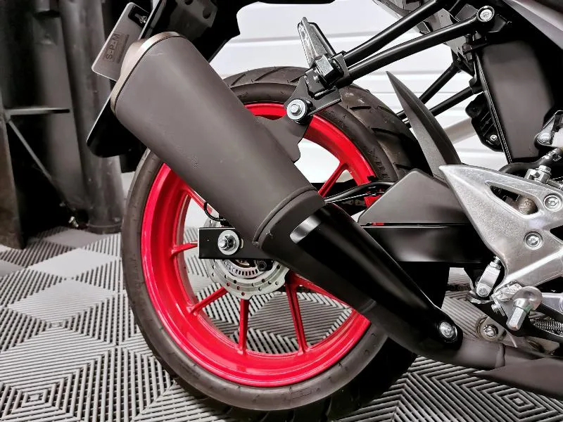 GSXS 125 ABS