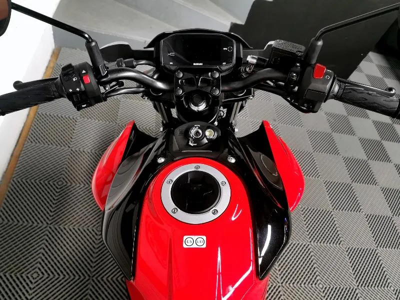 GSXS 125 ABS