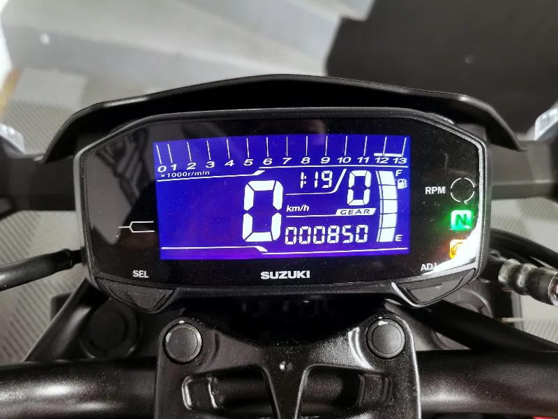 GSXS 125 ABS