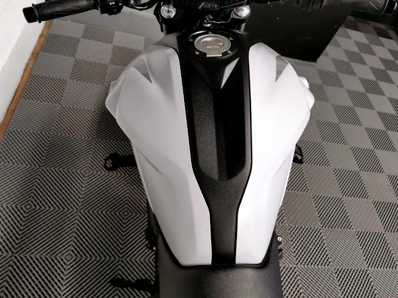 MT07