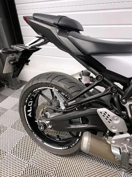 MT07