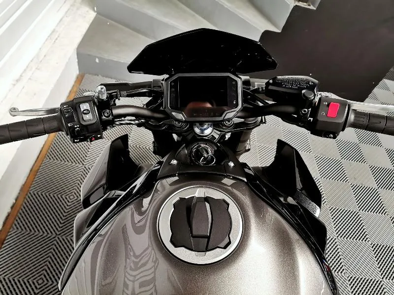 Z 900