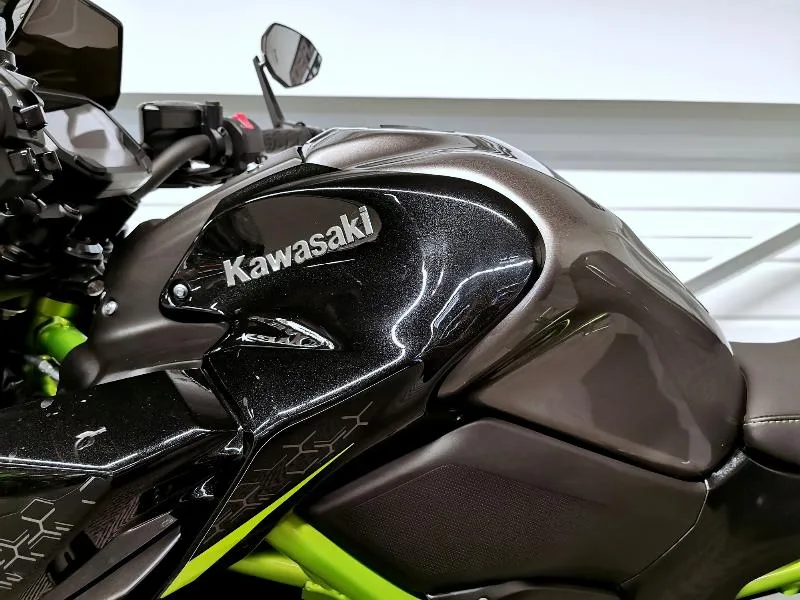 Z 900