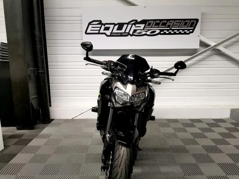 Z 900