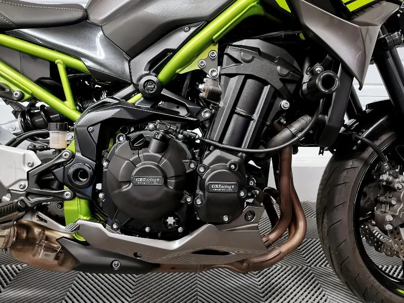 Z 900