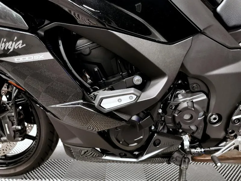 NINJA 1000 SX