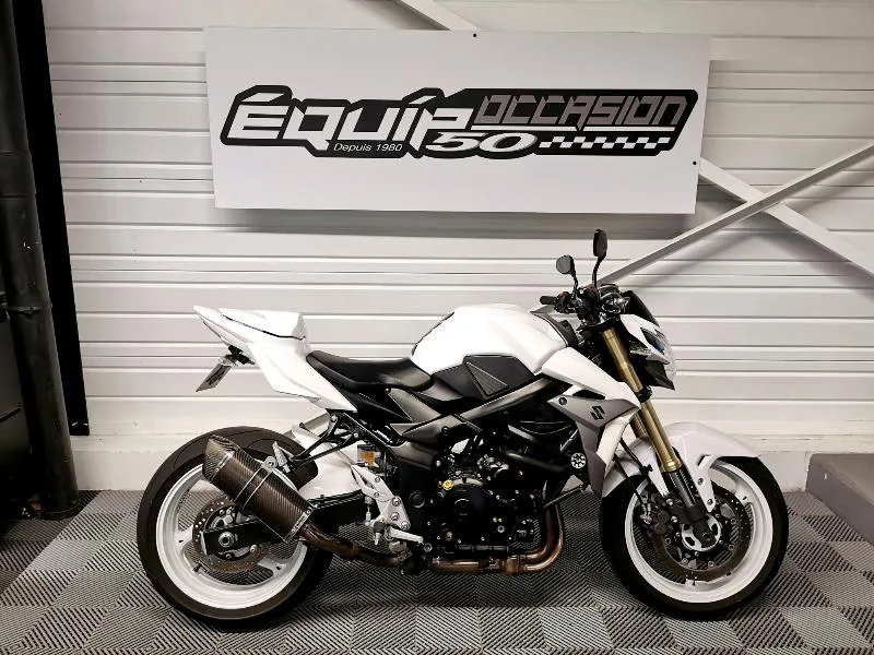 GSR 750