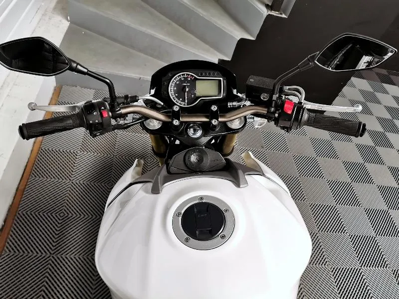 GSR 750