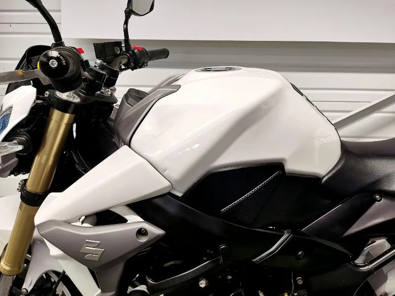 GSR 750