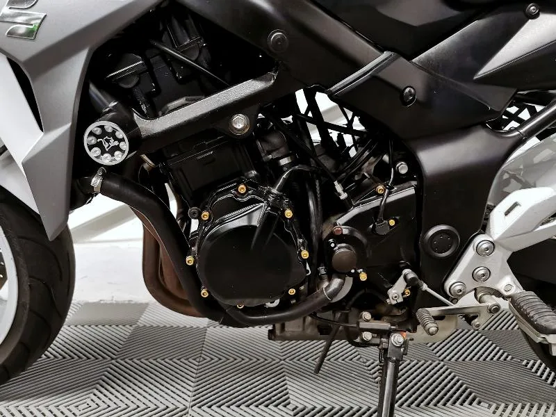 GSR 750