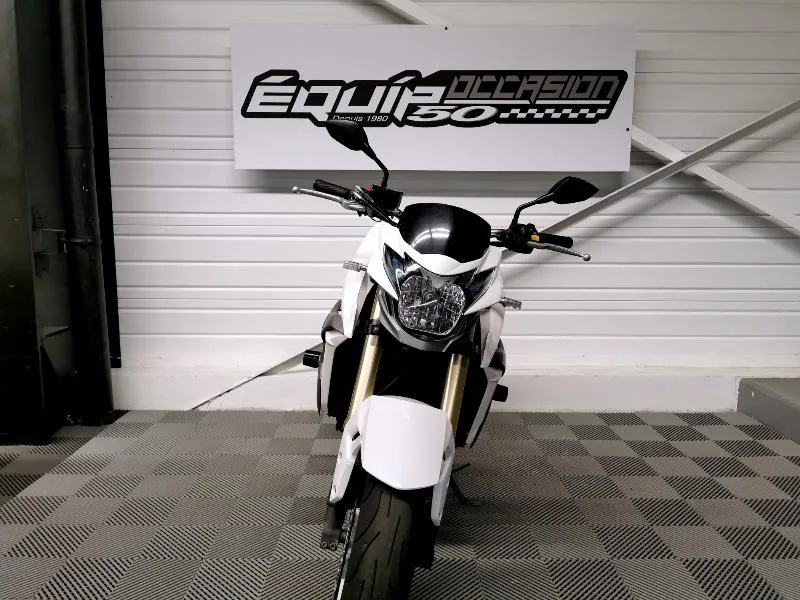 GSR 750