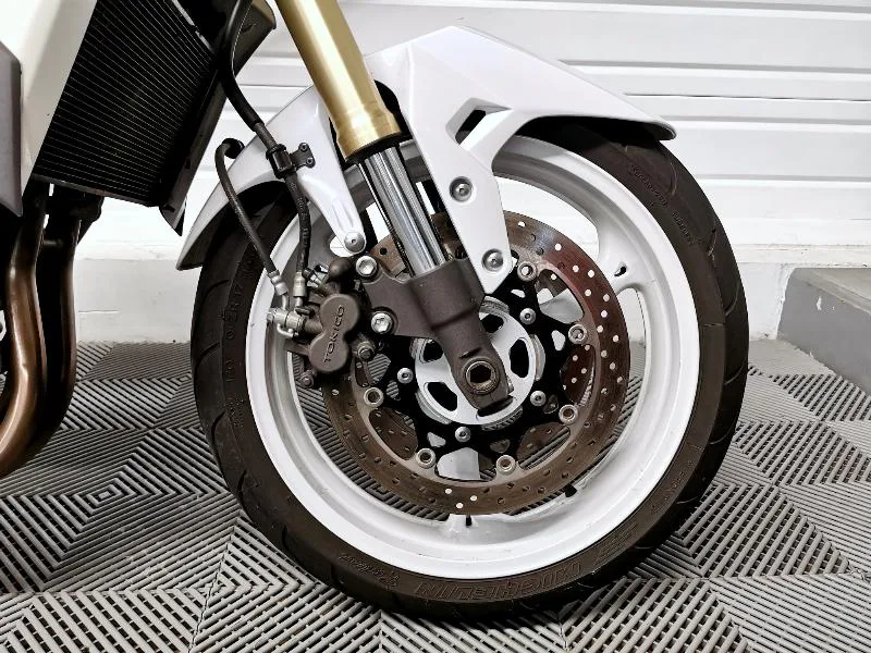 GSR 750