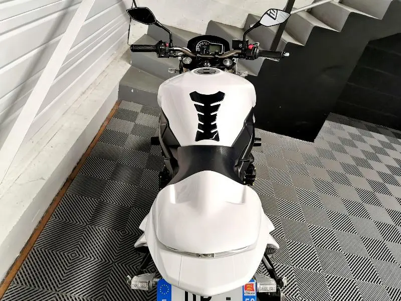 GSR 750