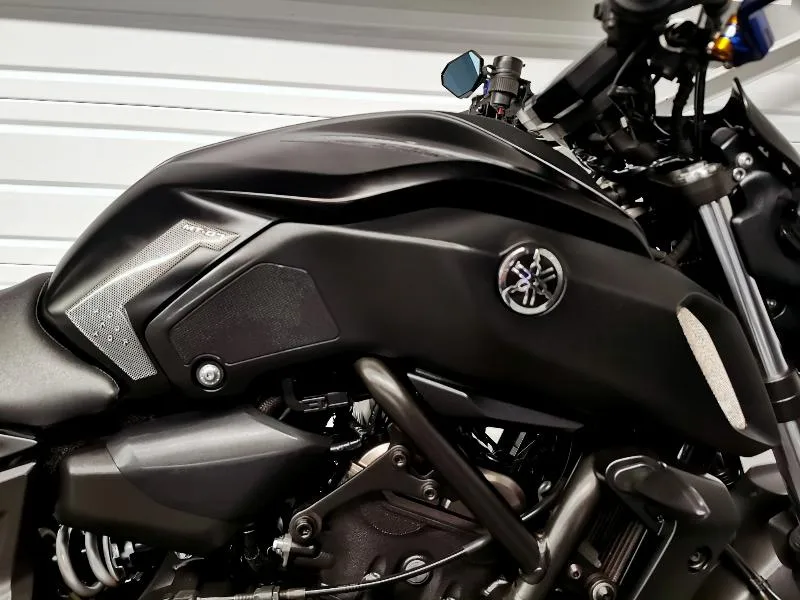 MT07