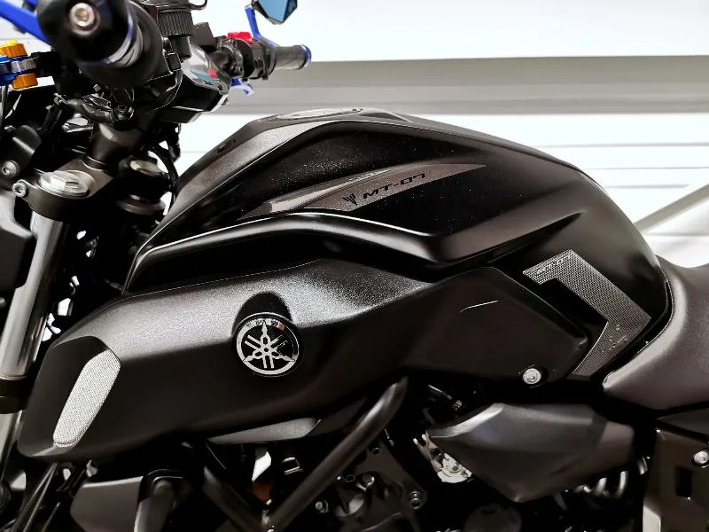 MT07