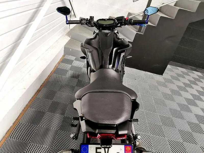MT07