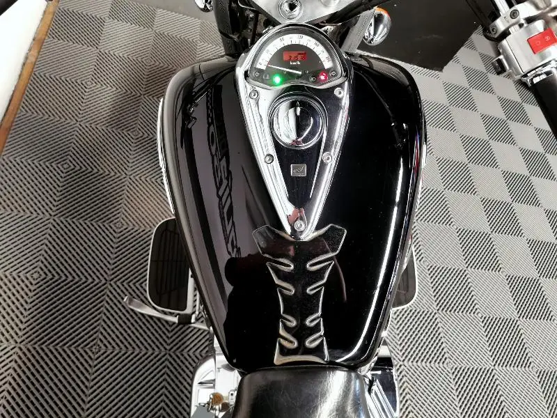 VTX 1300