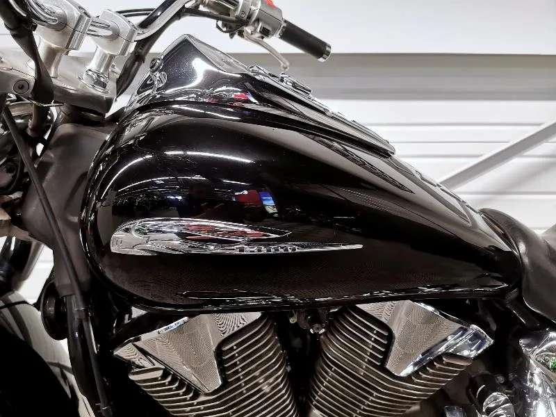 VTX 1300