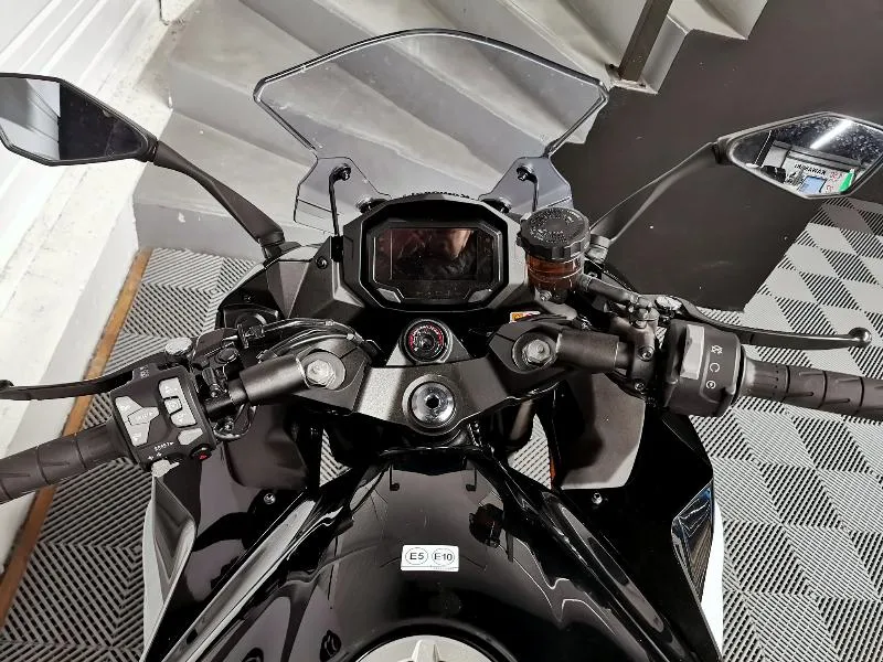 NINJA 1000 SX