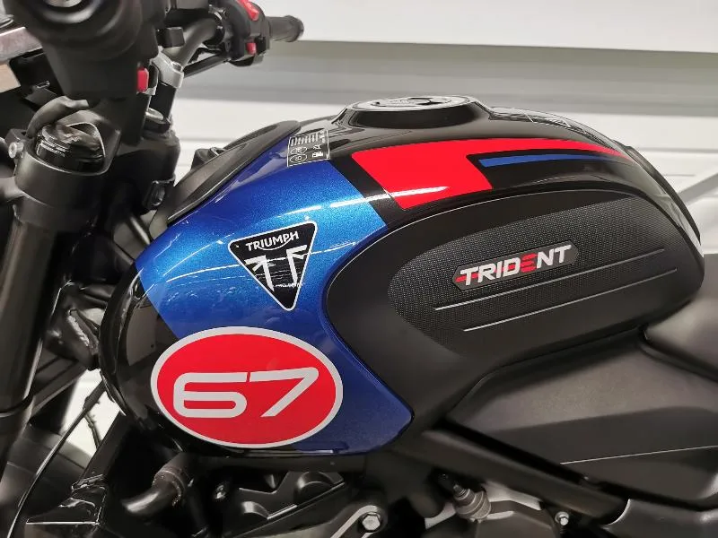 TRIDENT 660