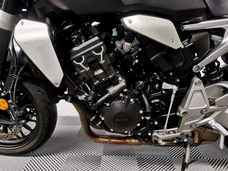 CB 1000 R