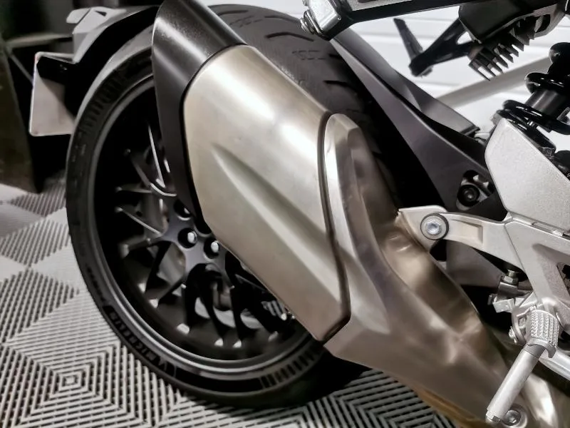 CB 1000 R