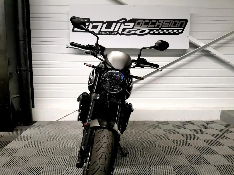 TRIDENT 660