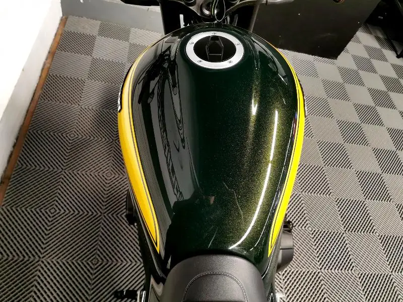 Z 900