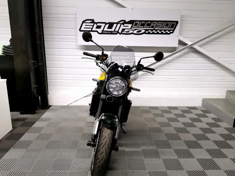 Z 900