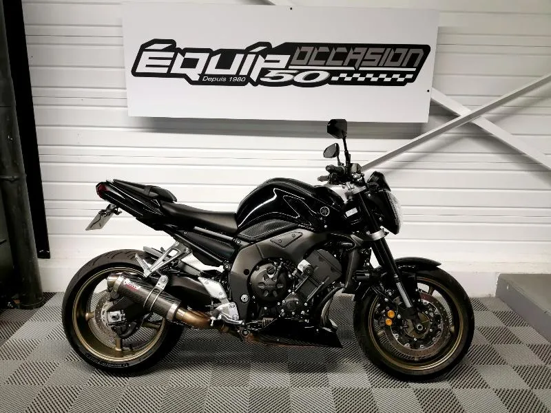 FZ1 2008