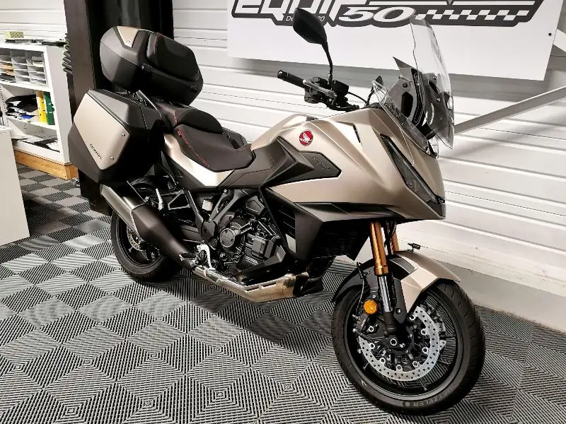 NT 1100 DCT