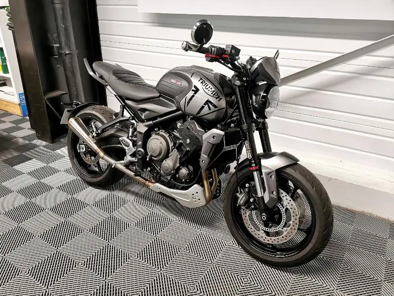 TRIDENT 660