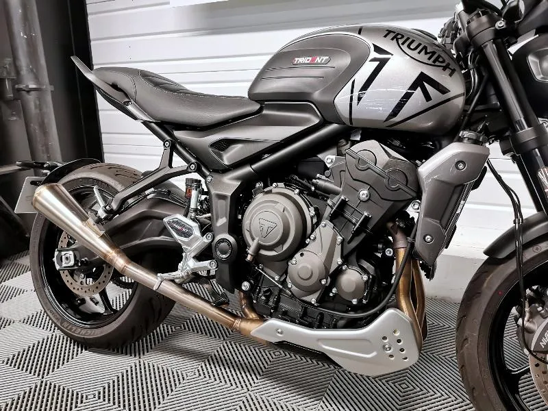 TRIDENT 660