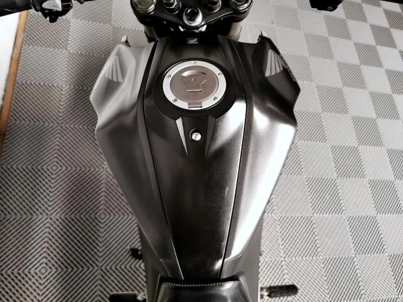 CB300R