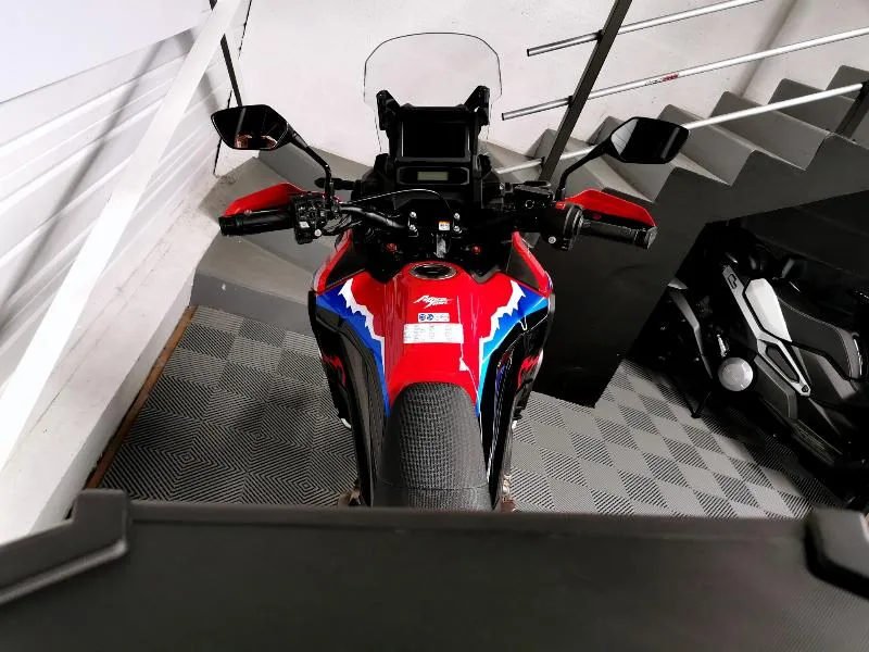 CRF 1100  L AFRICA TWIN