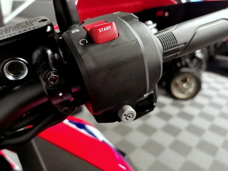 CRF 1100  L AFRICA TWIN