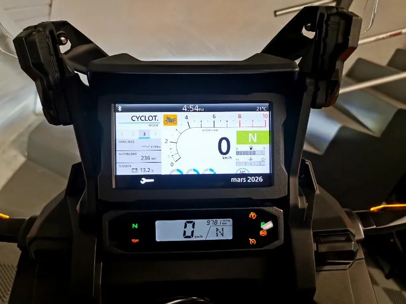 CRF 1100  L AFRICA TWIN
