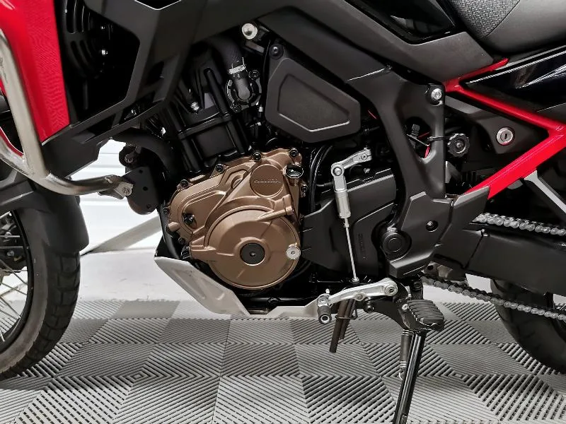 CRF 1100  L AFRICA TWIN