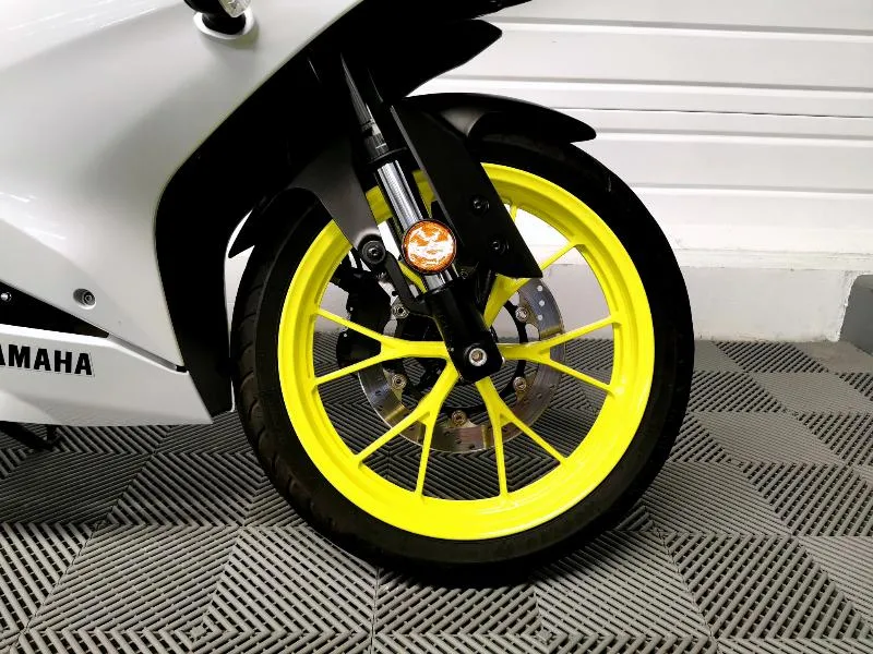 YZFR 125