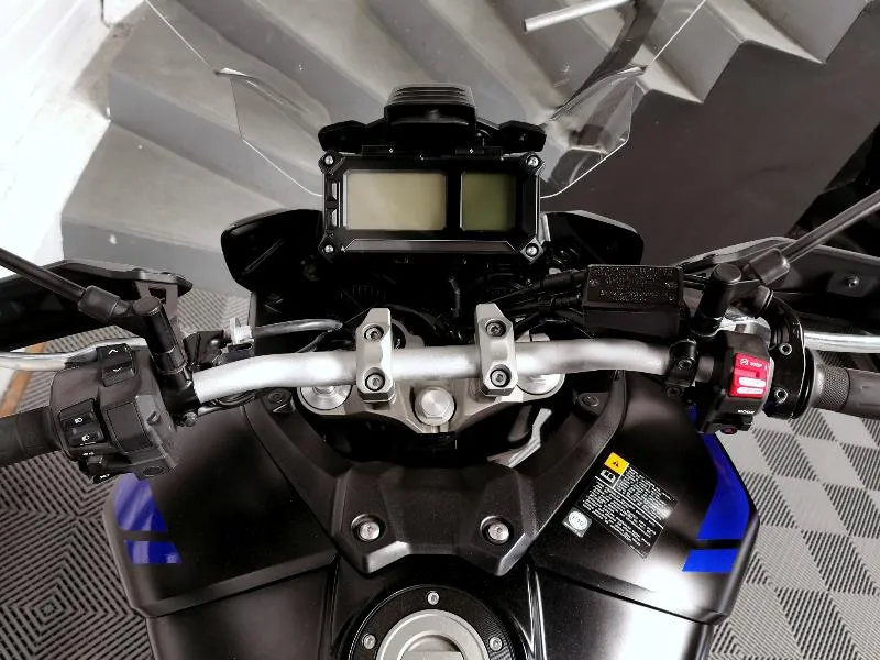 TRACER 900