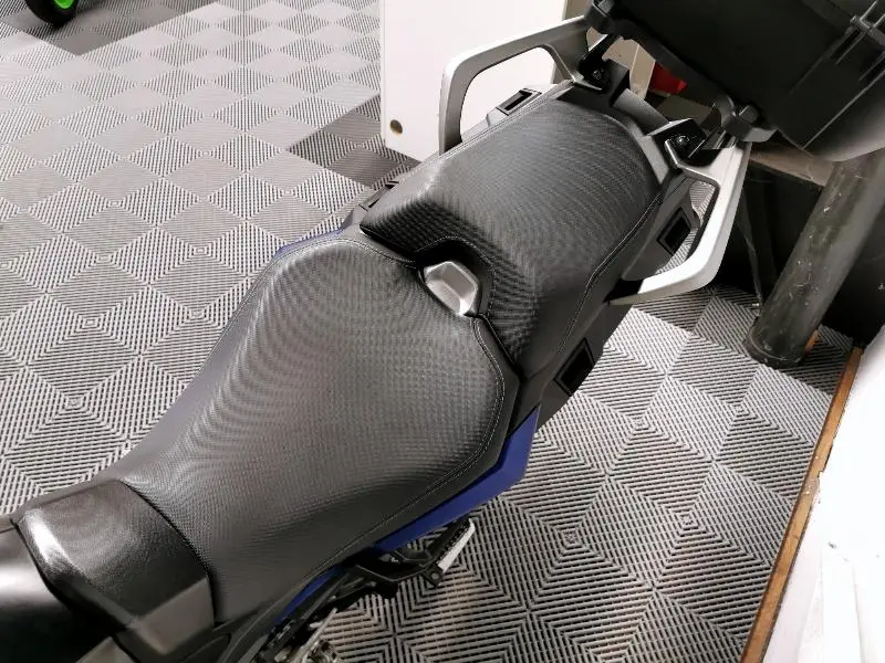 TRACER 900