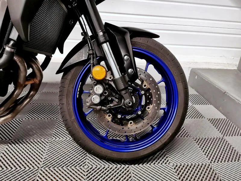 TRACER 900