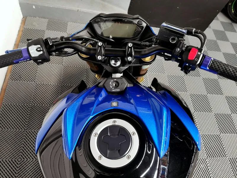 GSXS 750