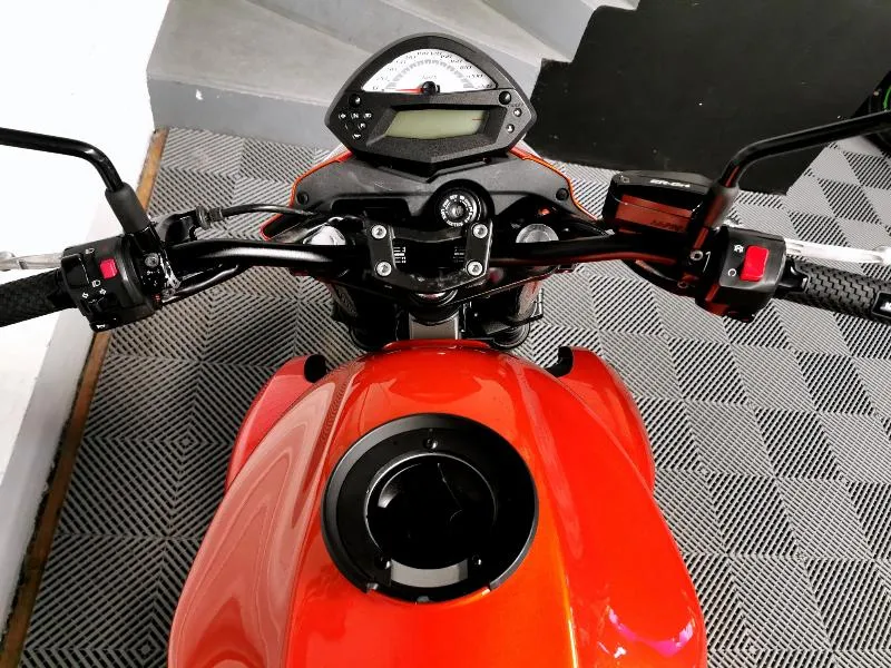 ER6