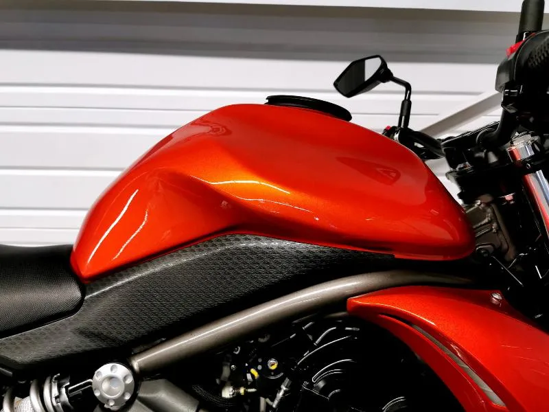 ER6