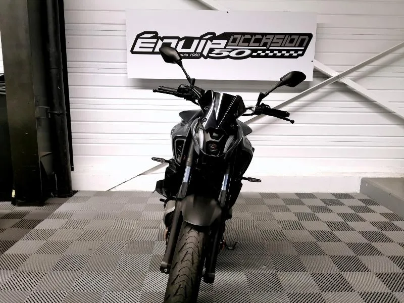 MT07