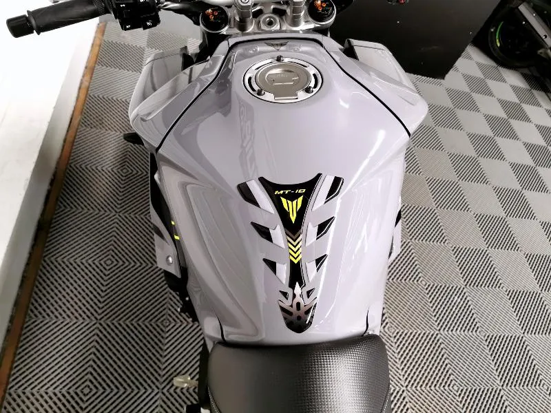 MT10