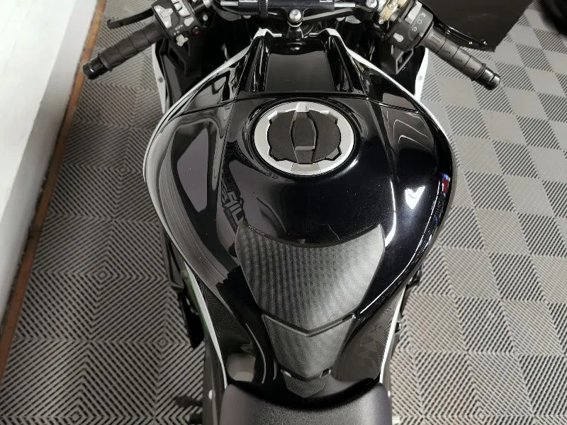 ZX10R